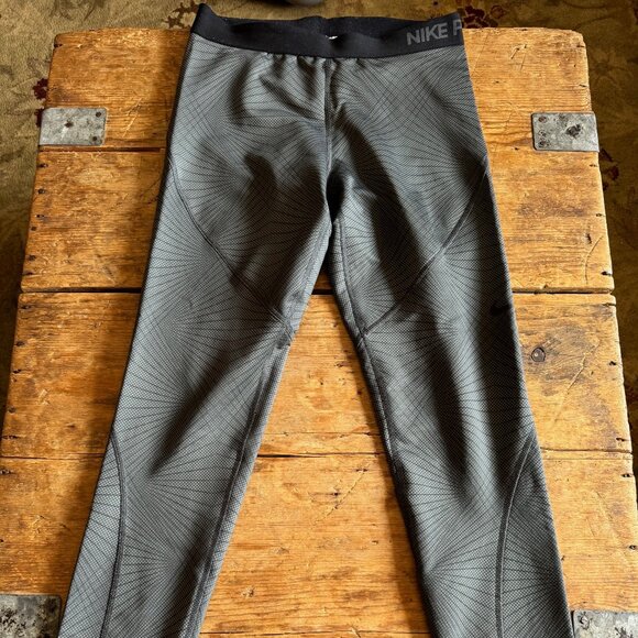 Nike Leggings - Picture 1 of 2